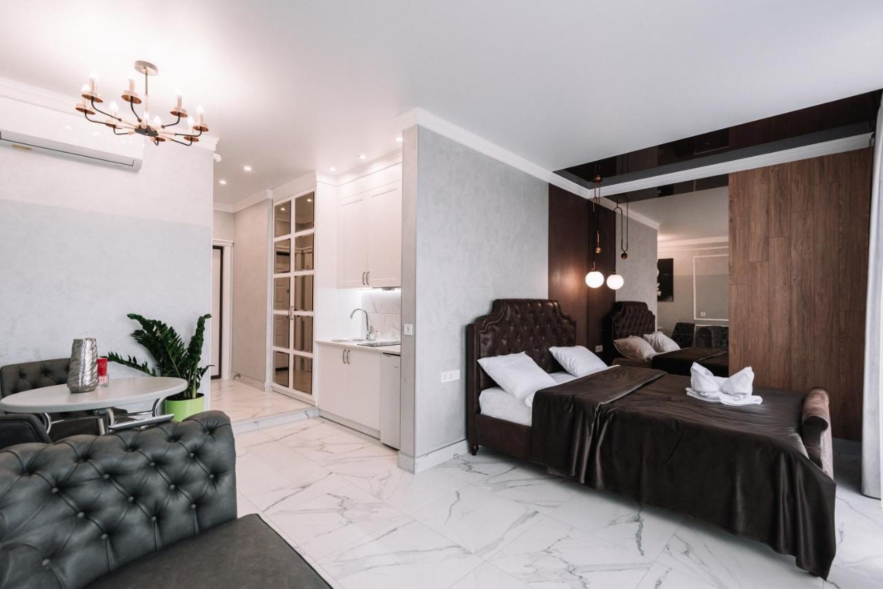 Royal Tower Vip Smart Apartments 2 Kyiv Exterior photo