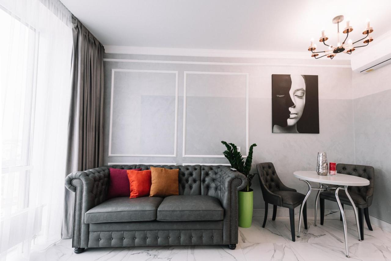 Royal Tower Vip Smart Apartments 2 Kyiv Exterior photo
