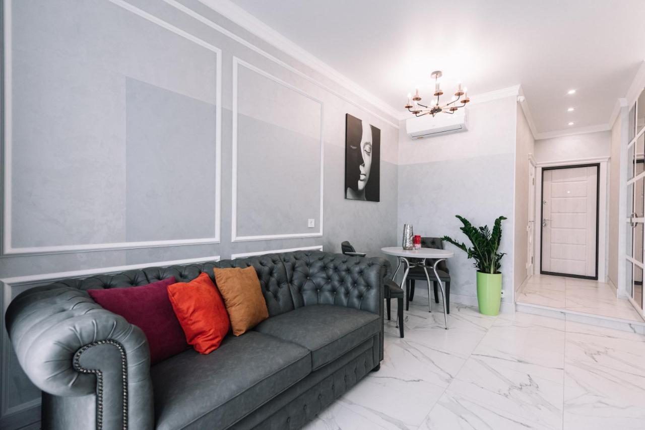 Royal Tower Vip Smart Apartments 2 Kyiv Exterior photo